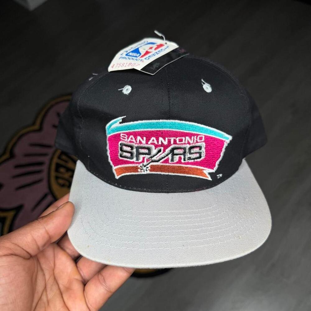 Vintage 90’s A.J.D San Antonio Spurs Fiesta Logo NBA Snapback OSFA Black Grey